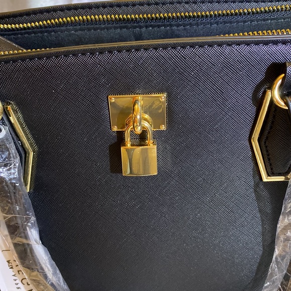 Park Ave Collection black bag with gold trim. - Picture 6 of 13